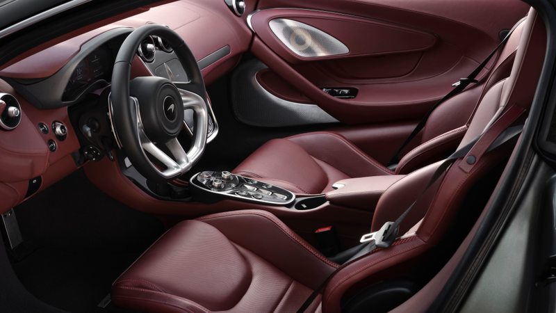 Illustration for article titled The 2020 McLaren GT Will Convince You To Ditch Your Private Jet For Good